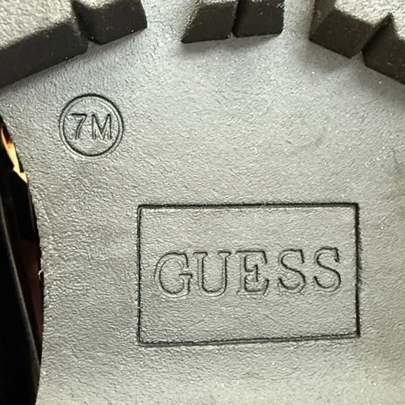 GUESS Hillford‎ Black Lug Sole Chunky Platform Loafers Preppy Patent Chain Y2K 7 - Picture 7 of 10